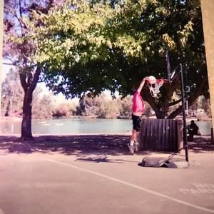 Meet your Posher, Dustin